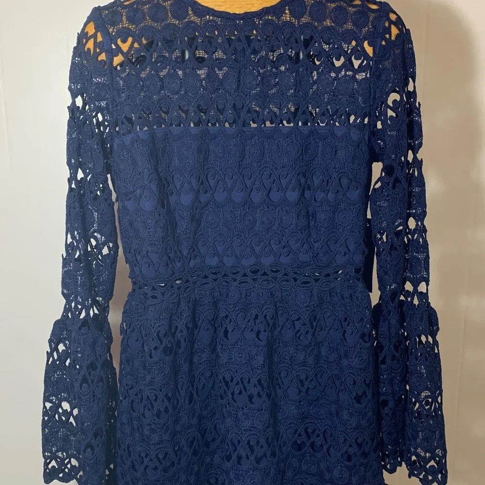 NWT Lulu's Navy Blue Tiered Lace Midi Dress with Bell Sleeves - sz Large - Picture 1 of 5